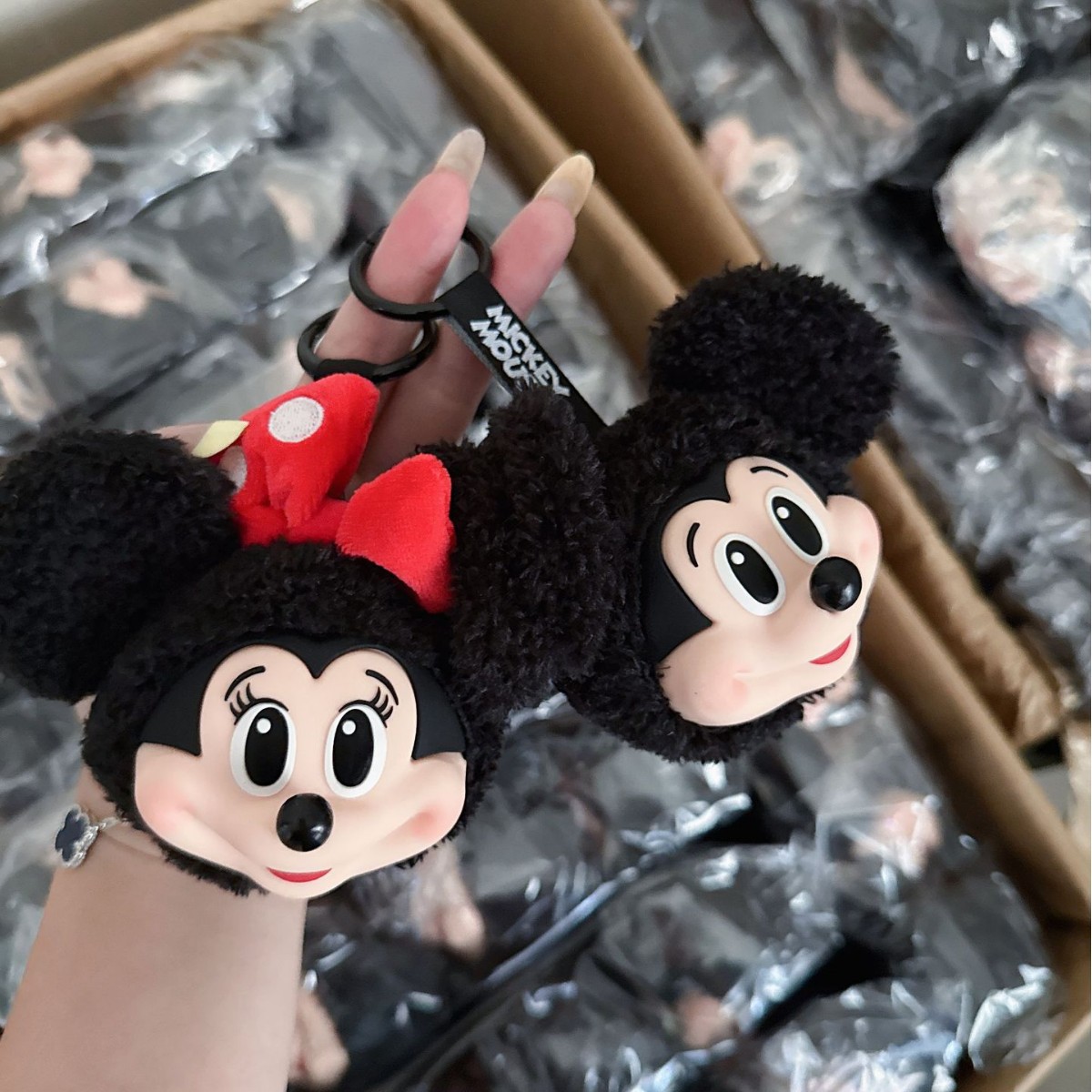 Mickey Minnie Plüschpuppe Schl – Anime Merchandise Figures Bewertung und Preis