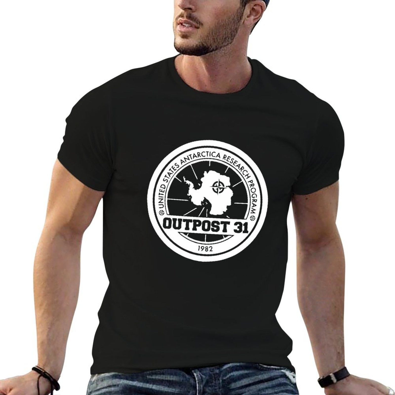Outpost 31 Logo MERCHANDISE T- – Anime Merchandise Shirt Bewertung und Preis